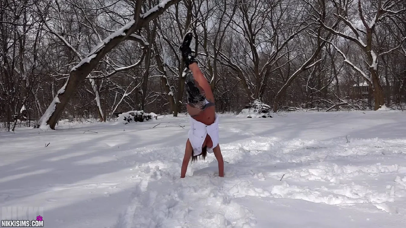 NikkiSims Snow Punishment Full XXX